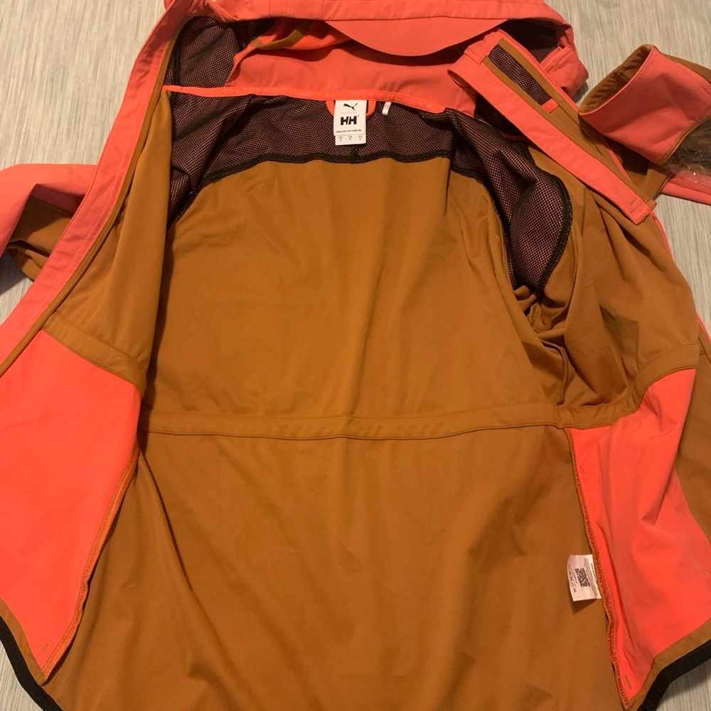 Helly Hansen PUMA X HH RUN JACKET - Picture 15 of 16